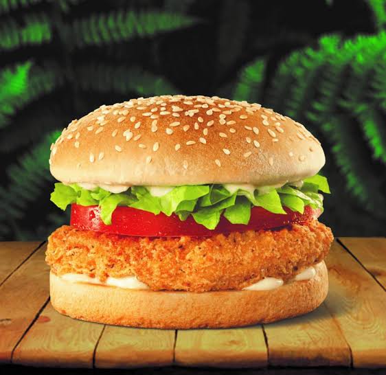 CHICKEN BURGER 