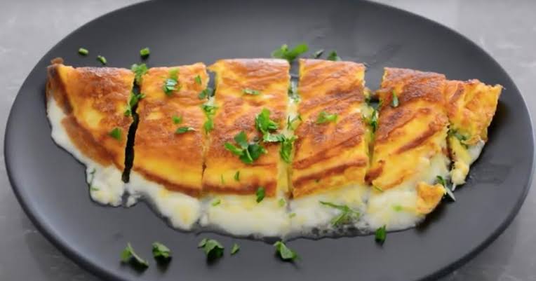 KAŞARLI OMLET 